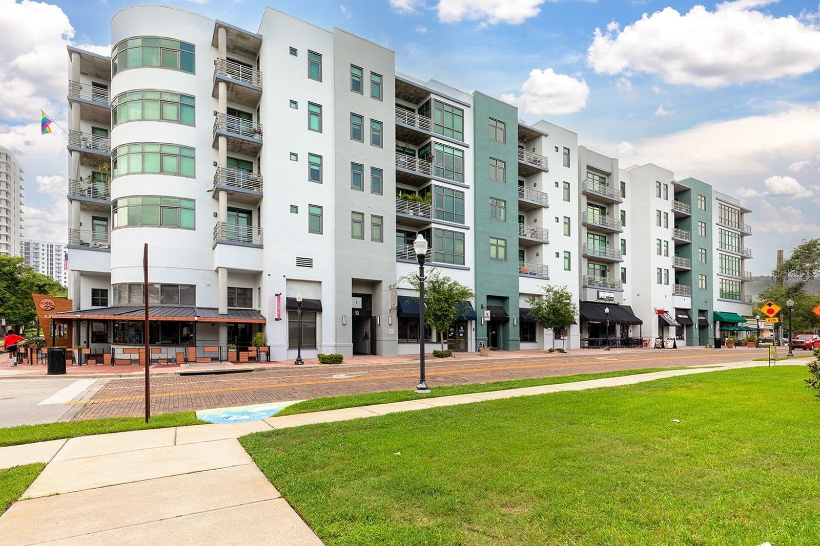 10 SUMMERLIN