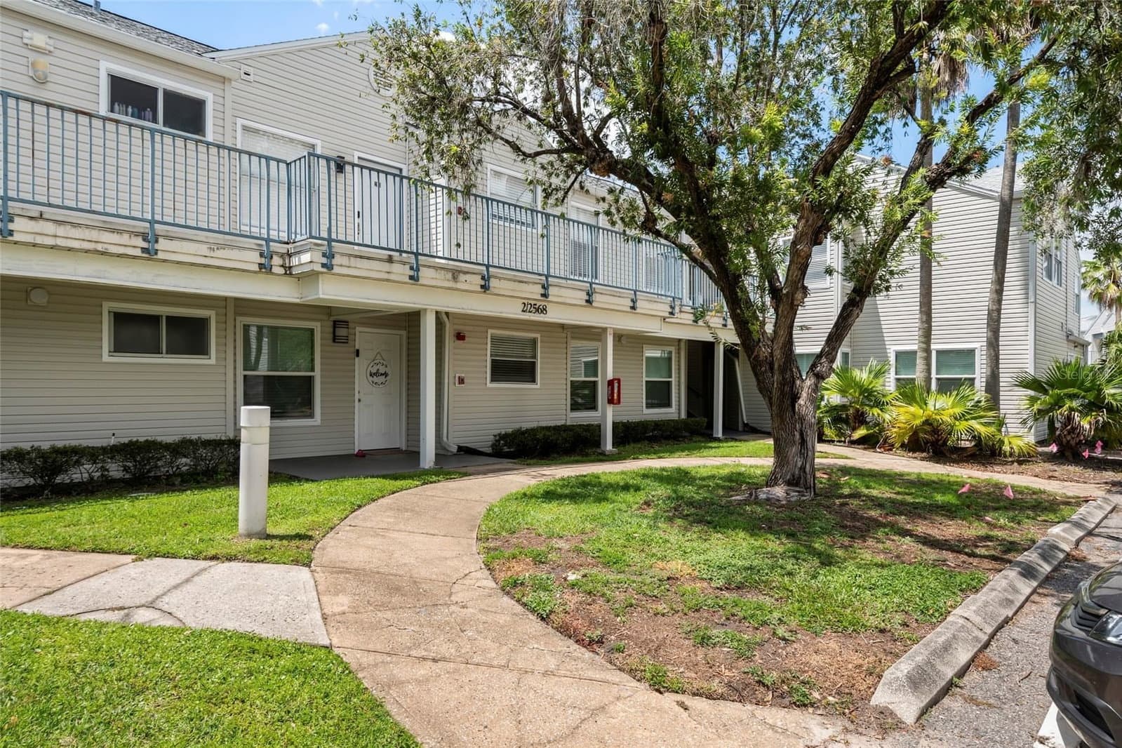 2568 WOODGATE