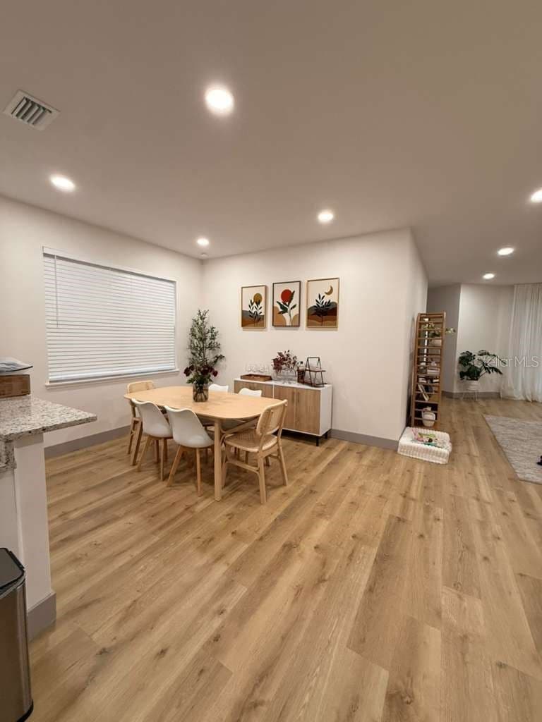 Photo 5 of 15020 LAKE AZURE