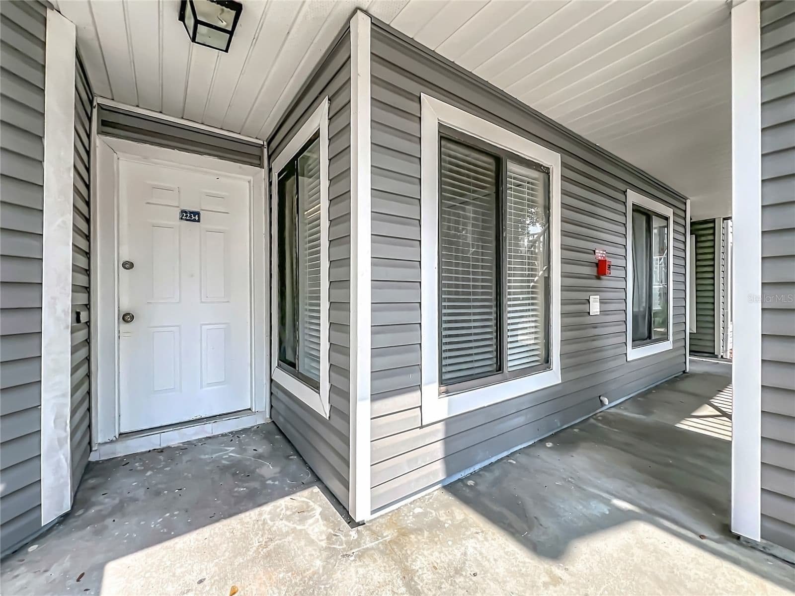 2234 STONINGTON