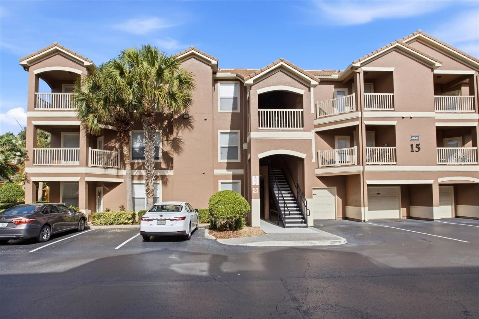 8849 VILLA VIEW