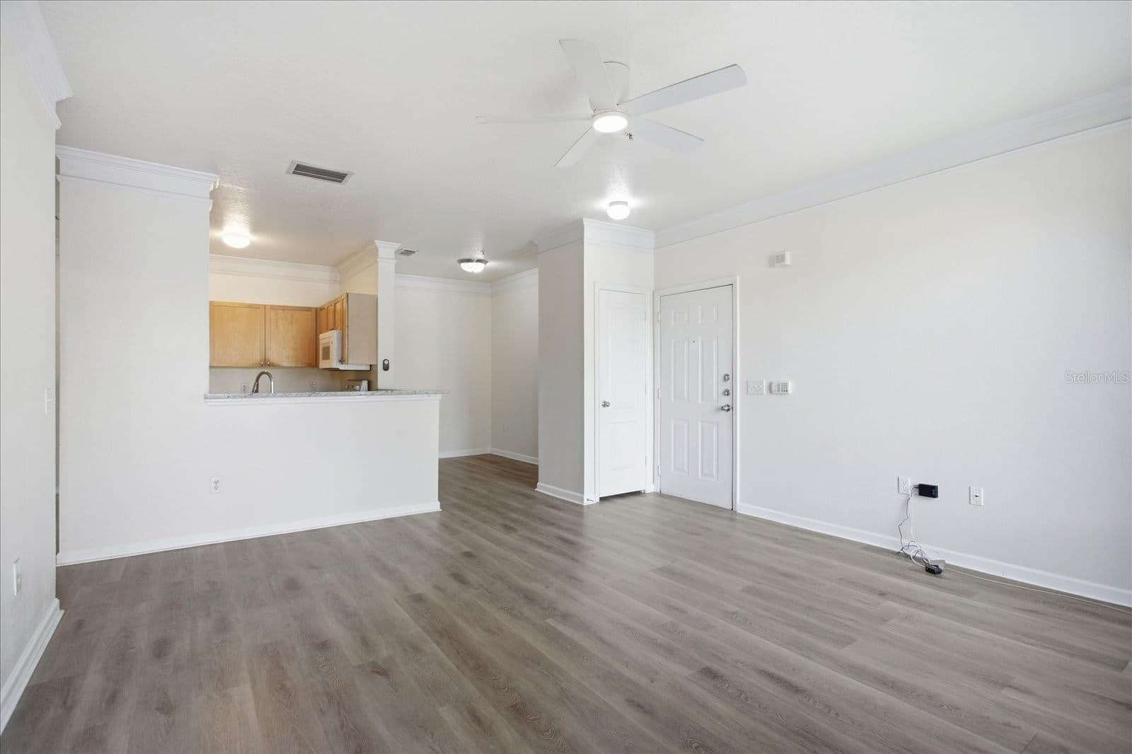 Photo 5 of 8849 VILLA VIEW