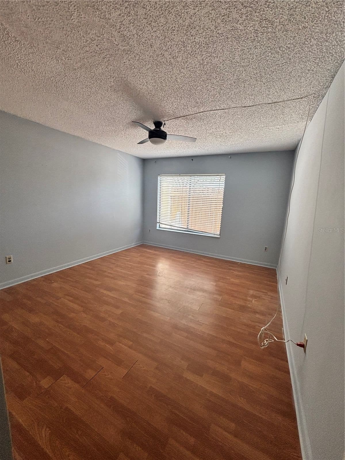 2487 HARBOUR