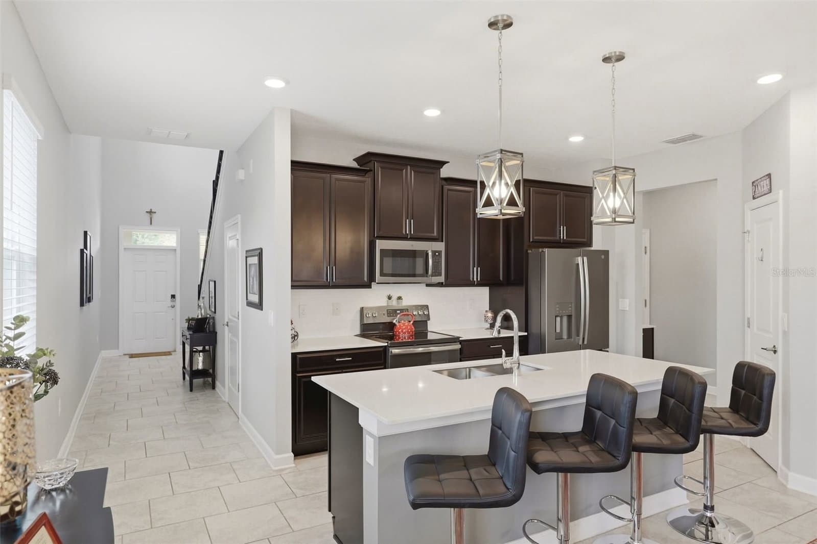 8728 PACIFIC DUNES