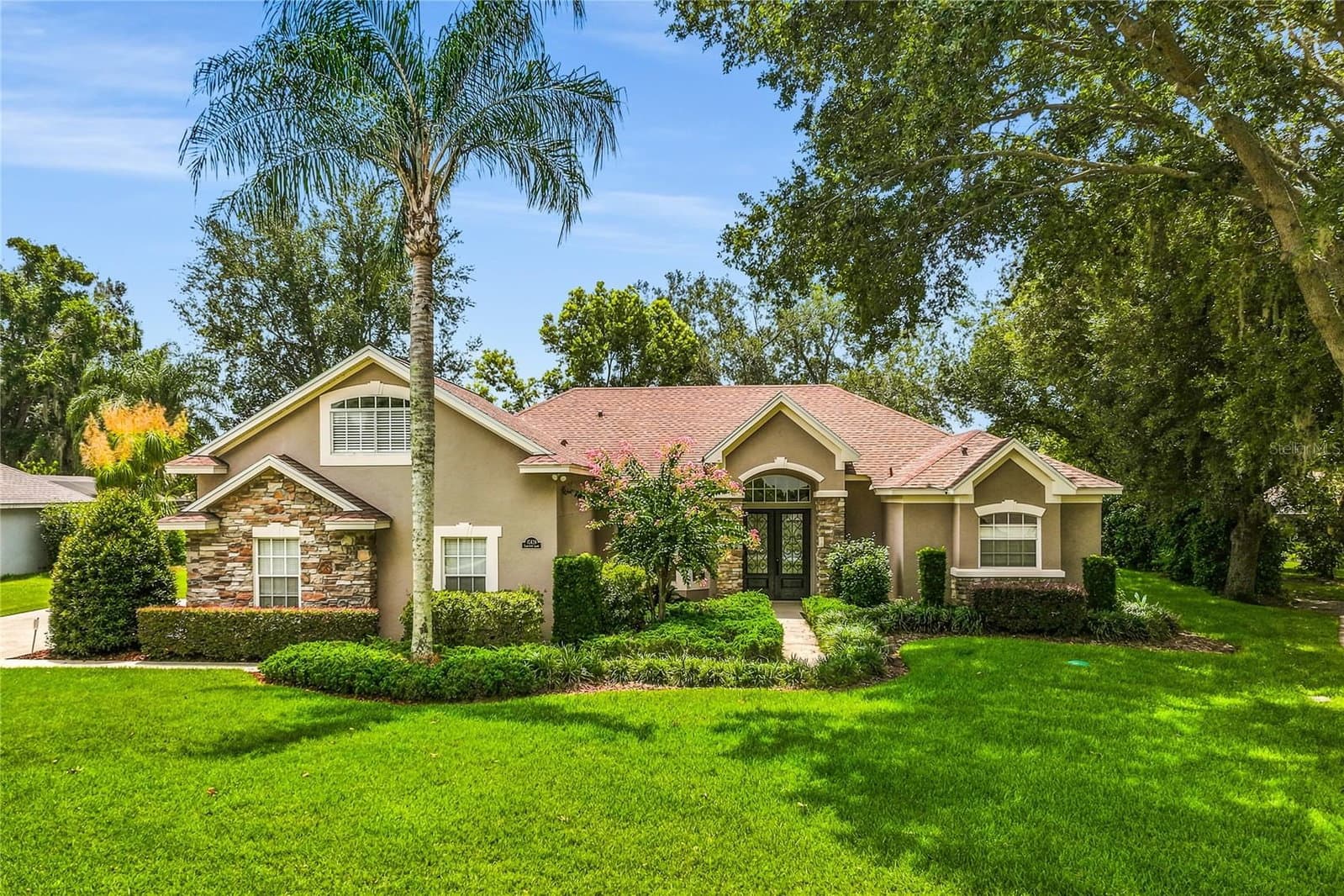 12426 LAKE VIEW