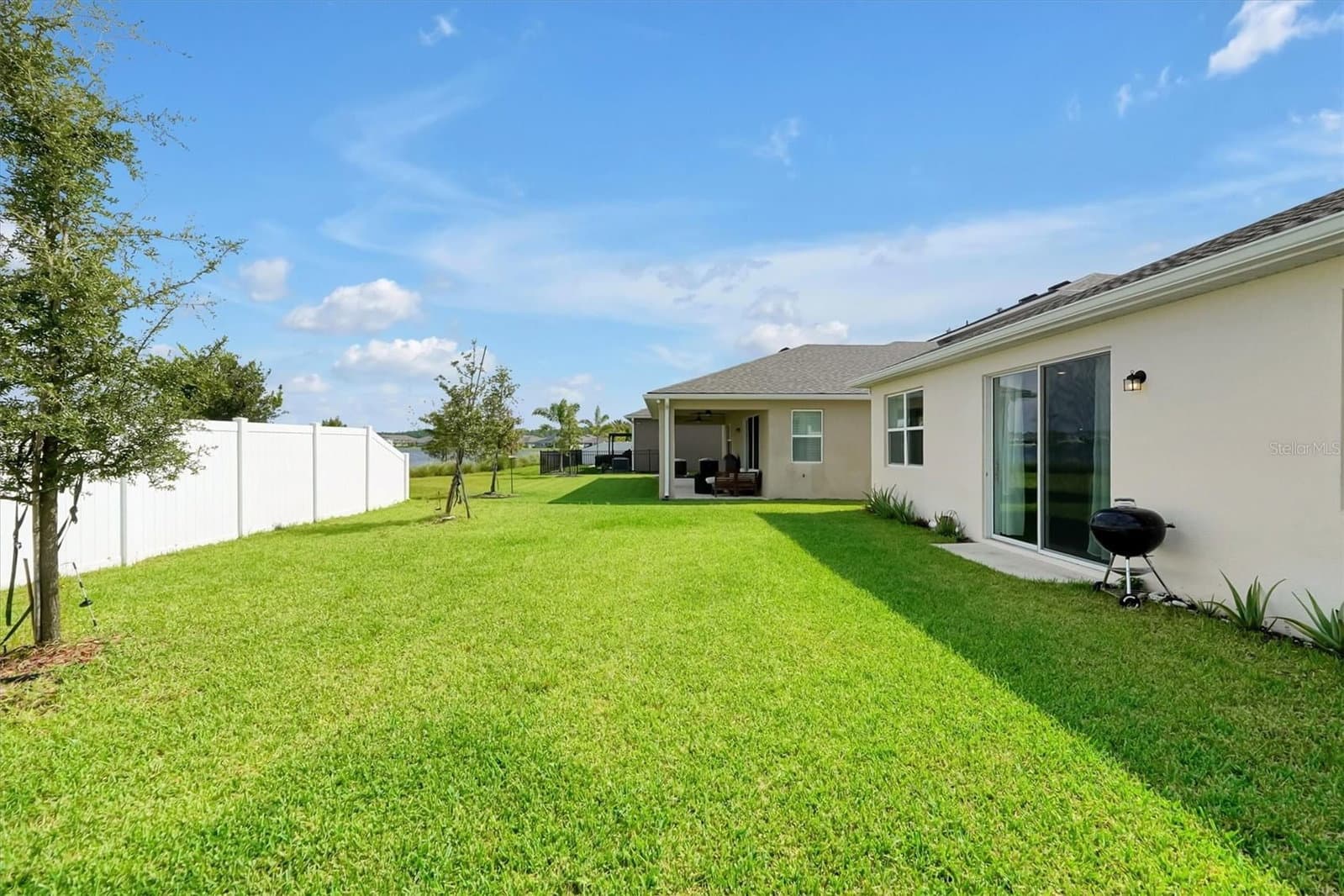 8560 COMPASS POINT