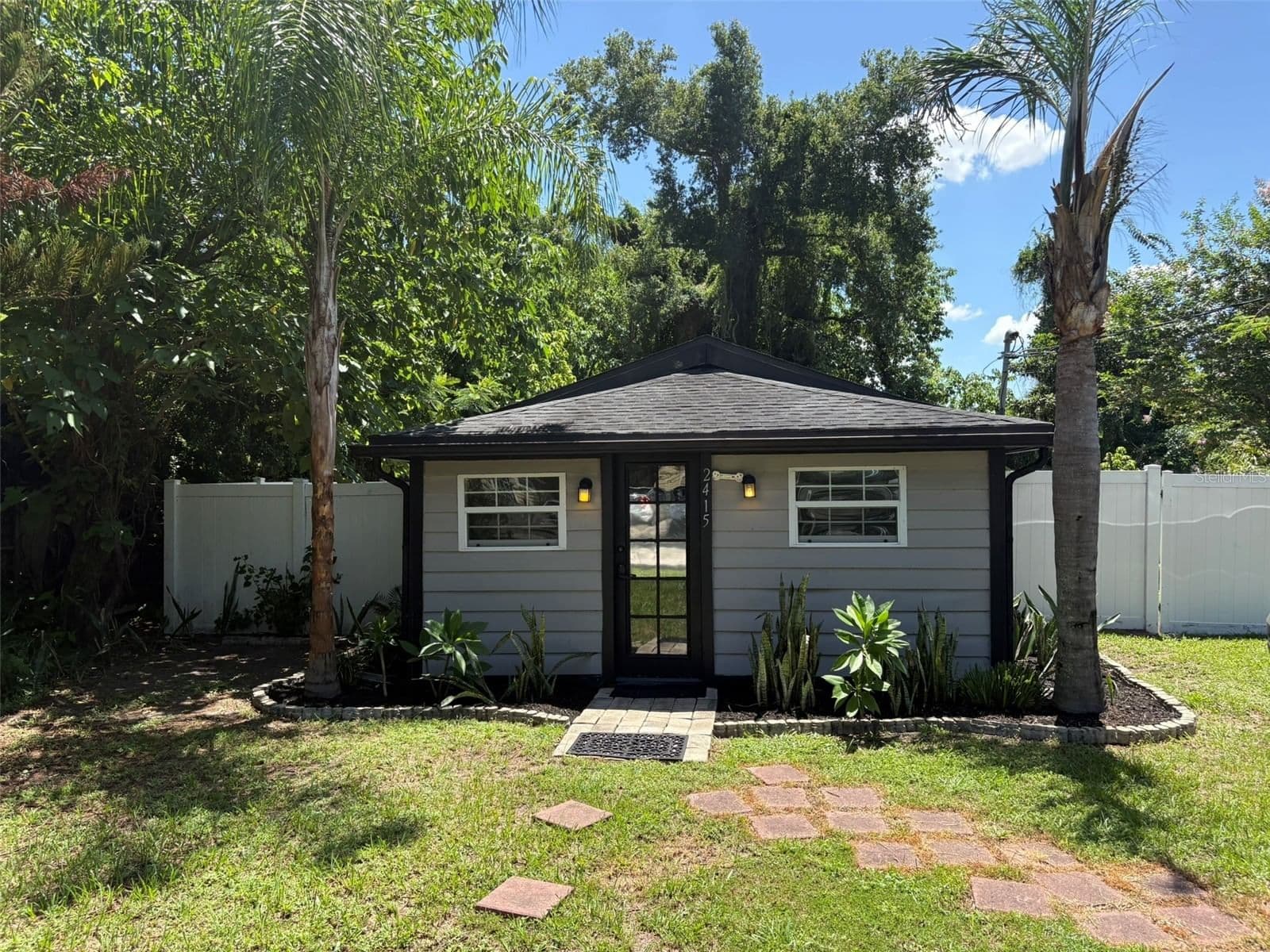 2415 MAYER