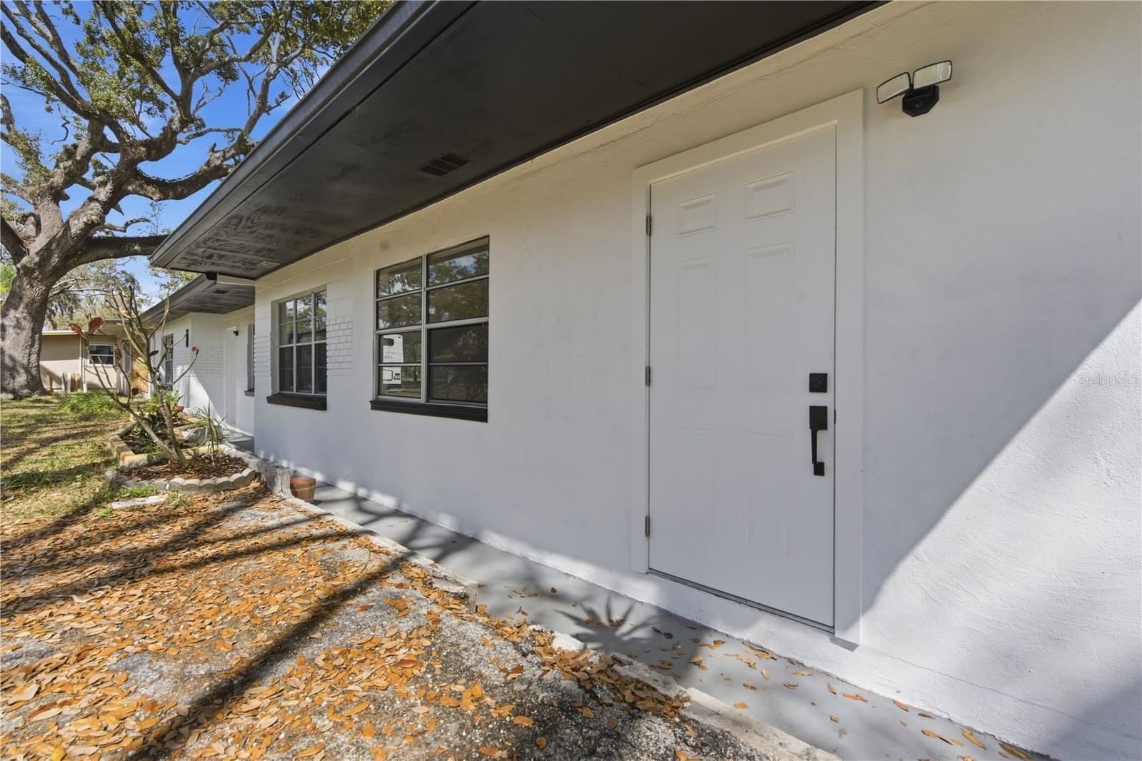 Photo 5 of 10945 BOULEVARD