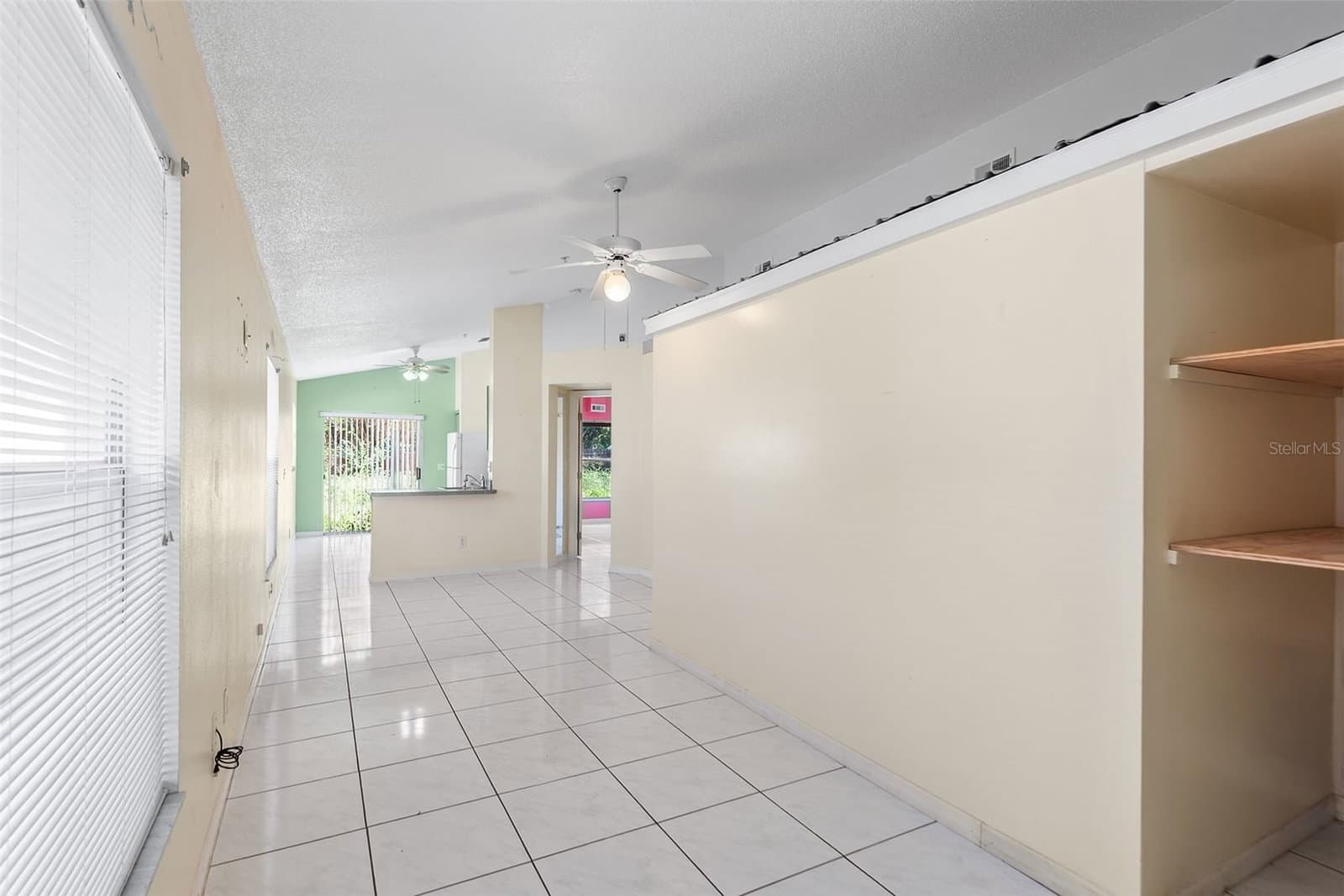 9616 HOLLYHILL
