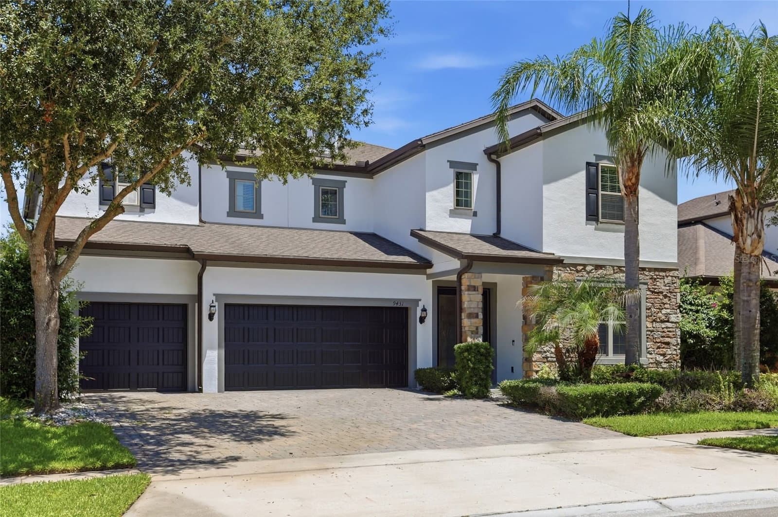 9431 ROYAL ESTATES