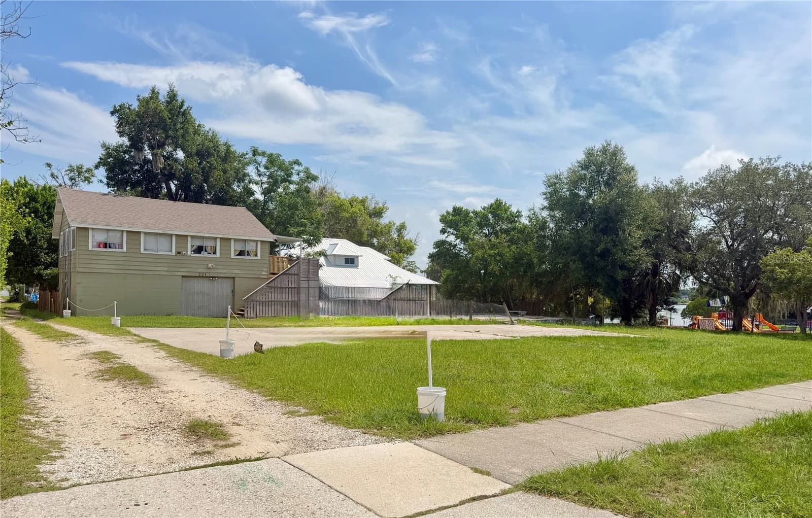 Photo 4 of 221 AVENUE C