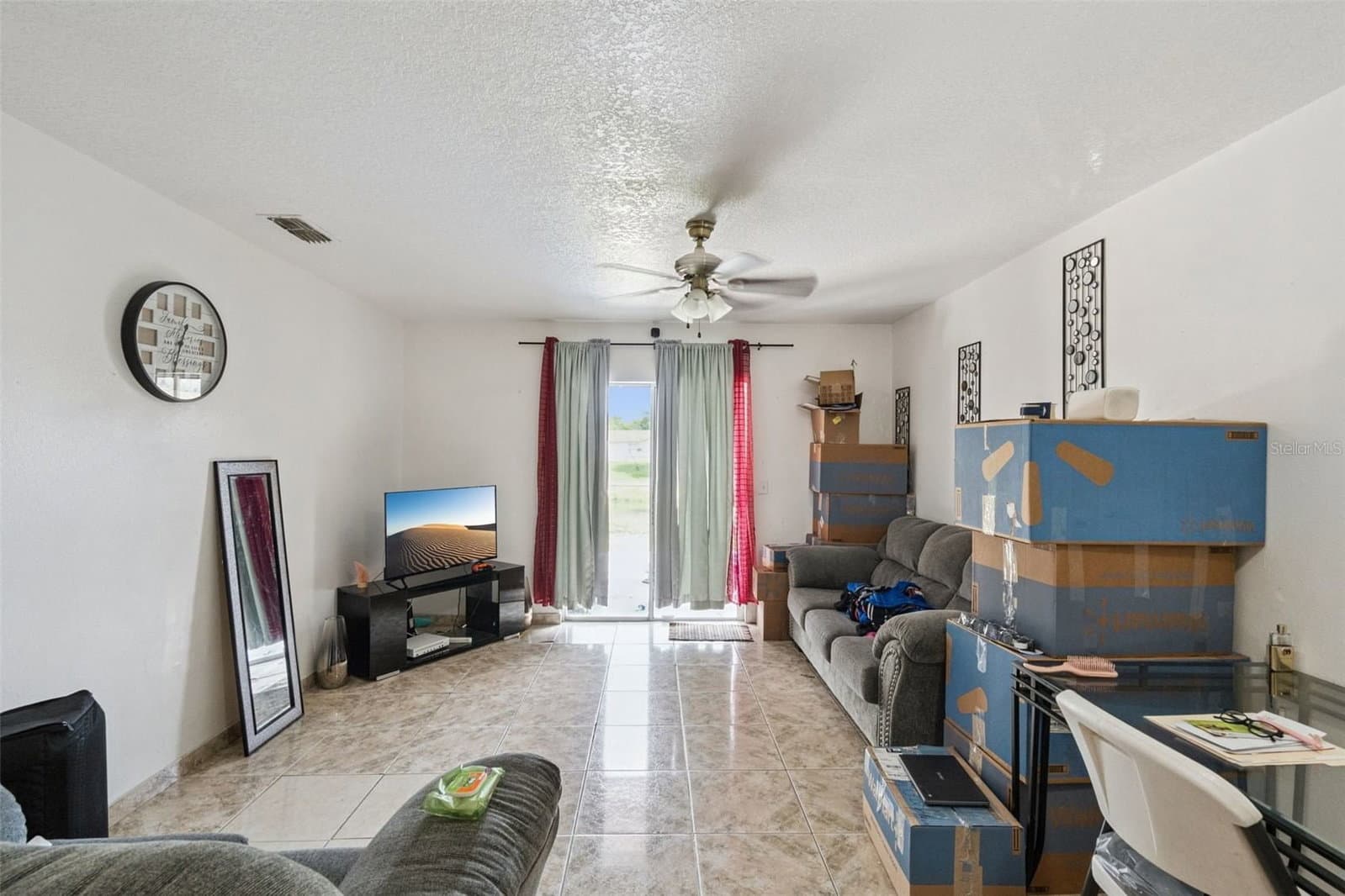 6833 LONGMEADE