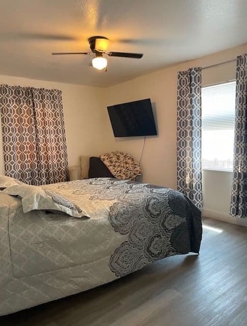 Photo 4 of 120 B