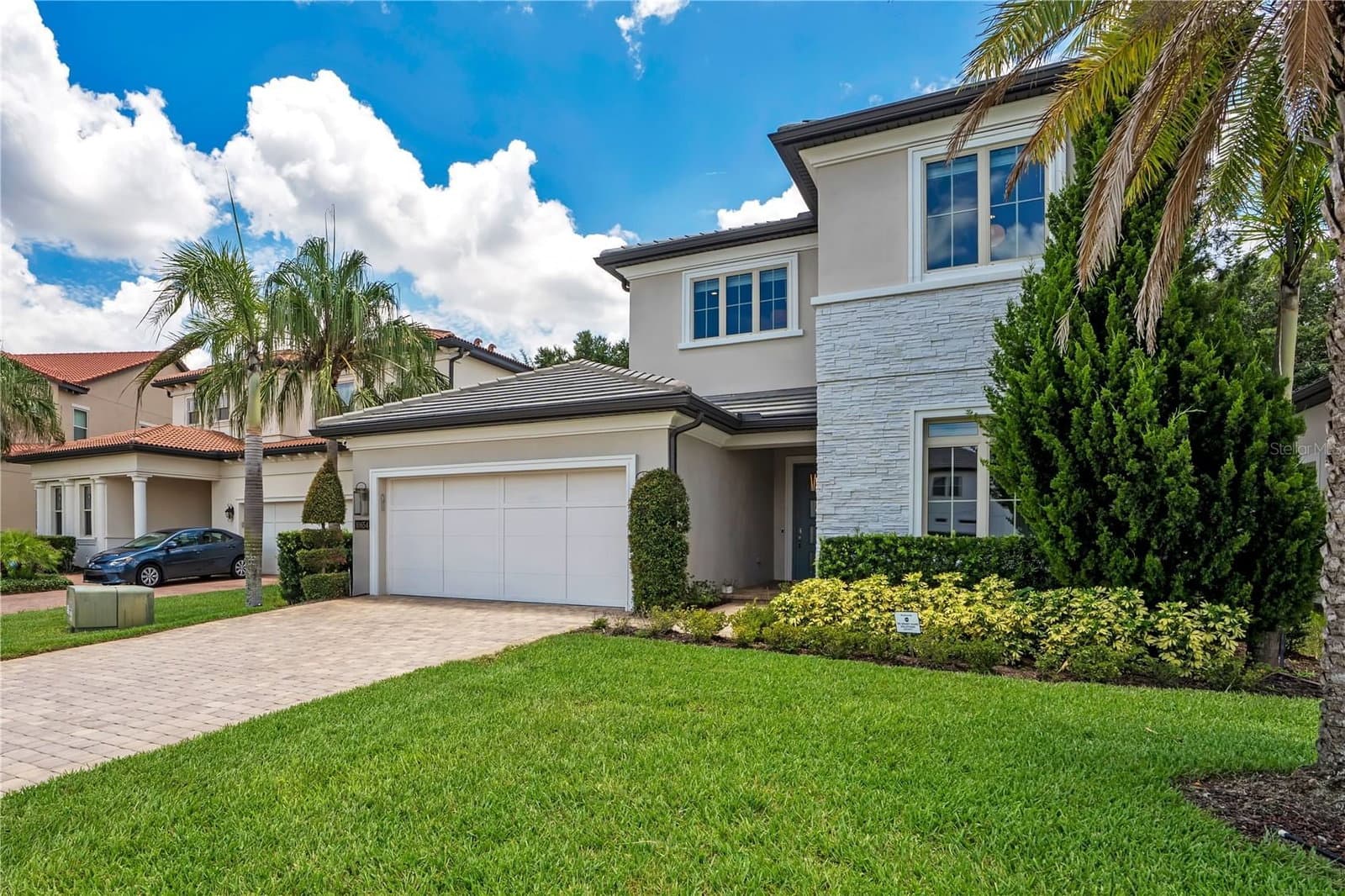 10654 ROYAL CYPRESS