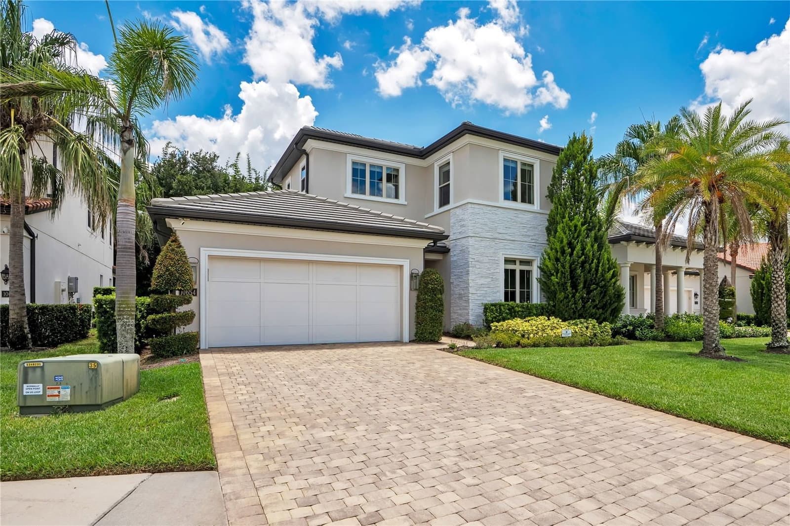10654 ROYAL CYPRESS