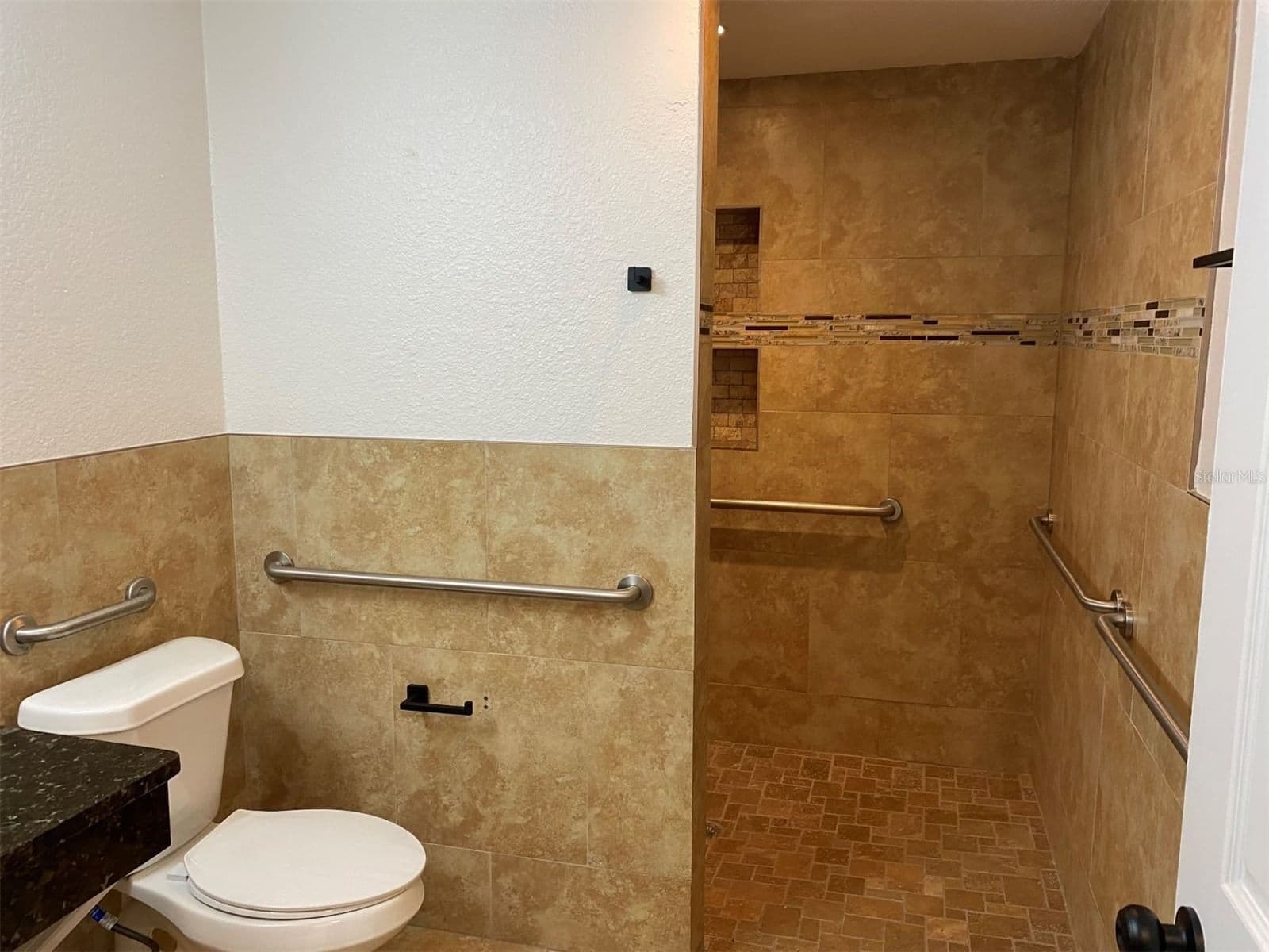 1310 FAIRVIEW