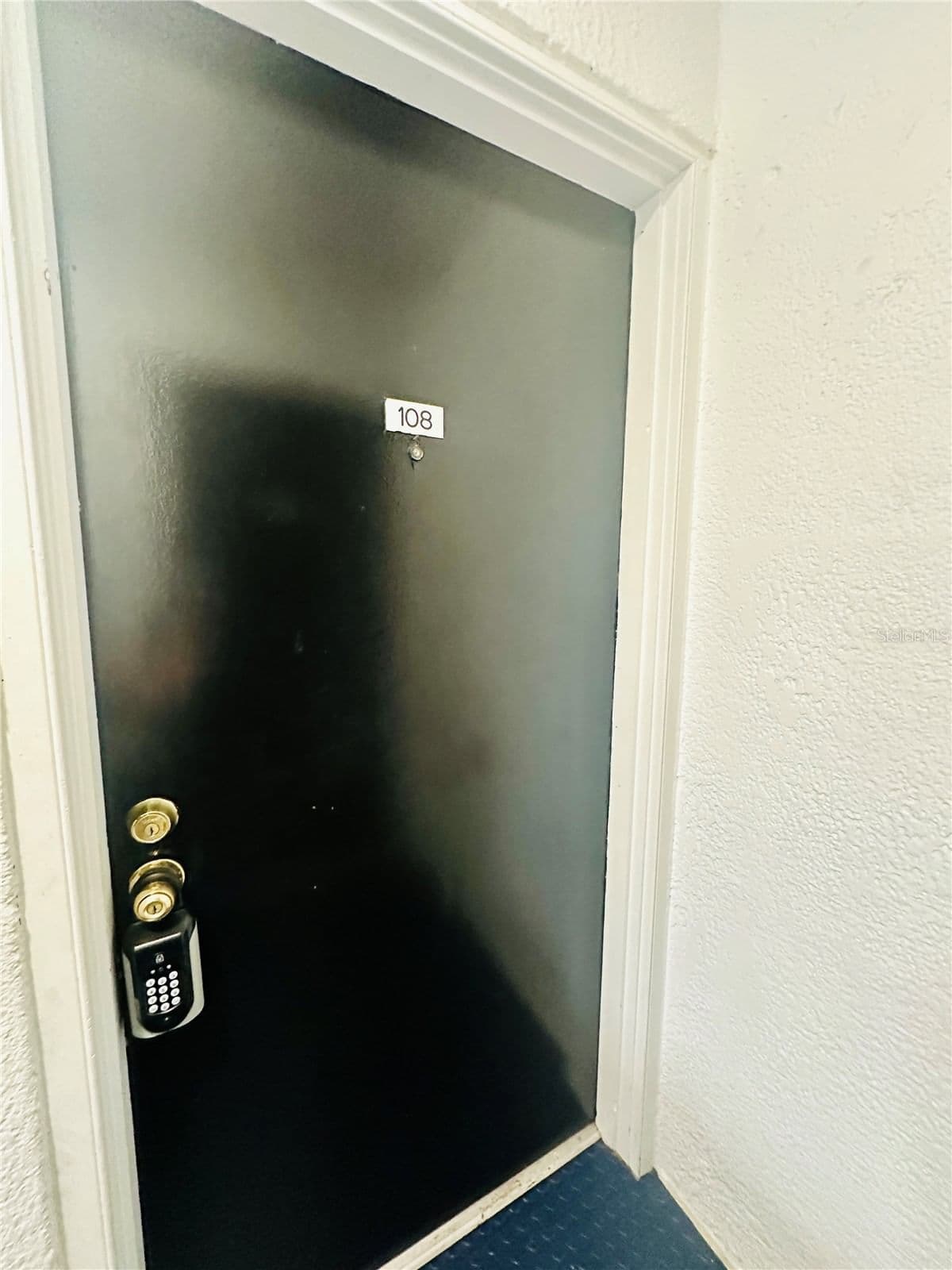 525 CONWAY