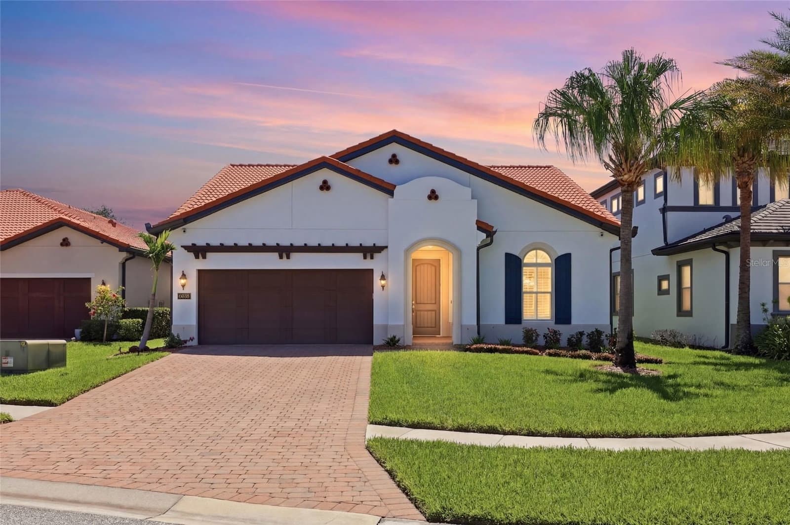 10692 ROYAL CYPRESS