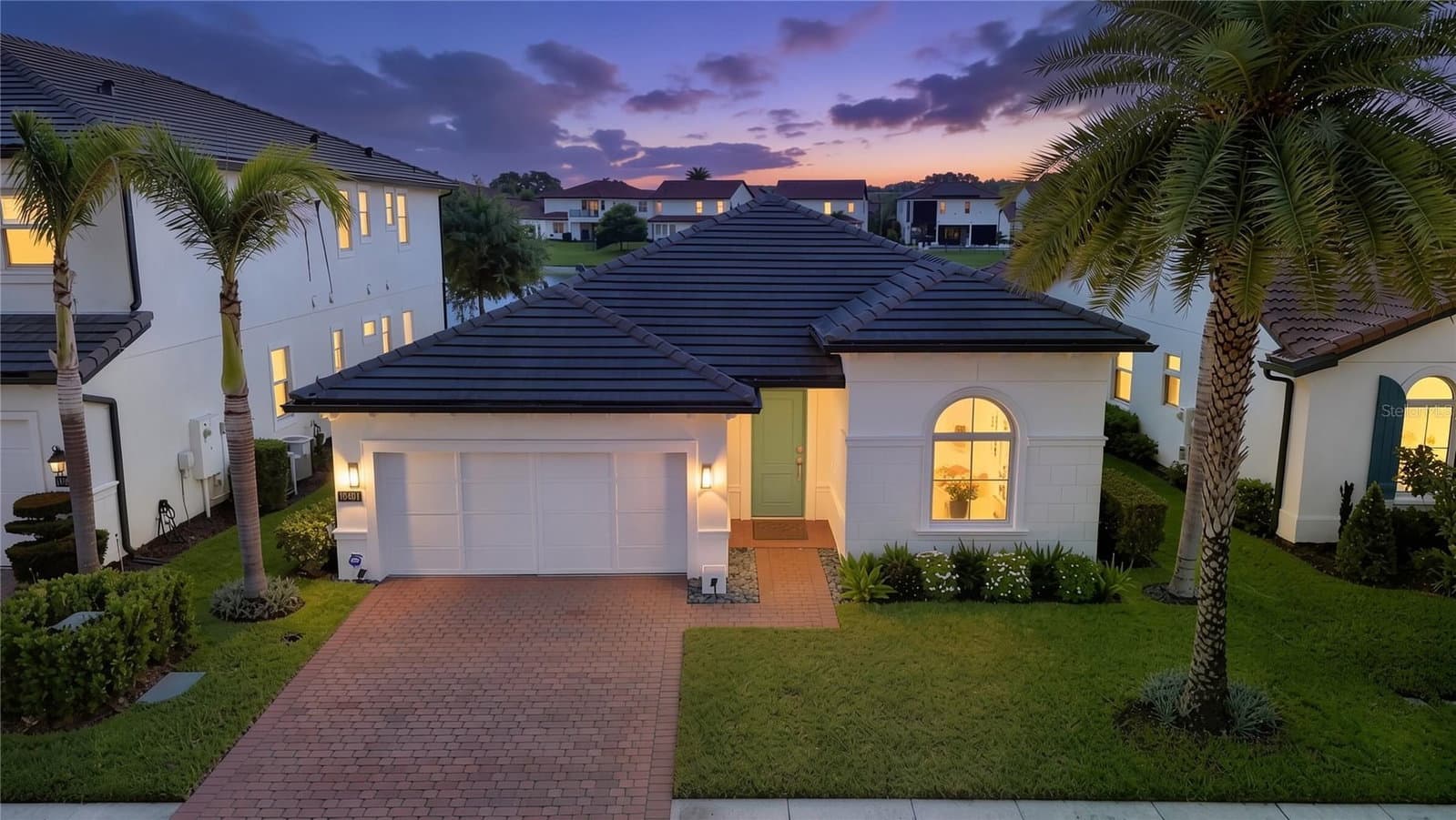 10481 ROYAL CYPRESS