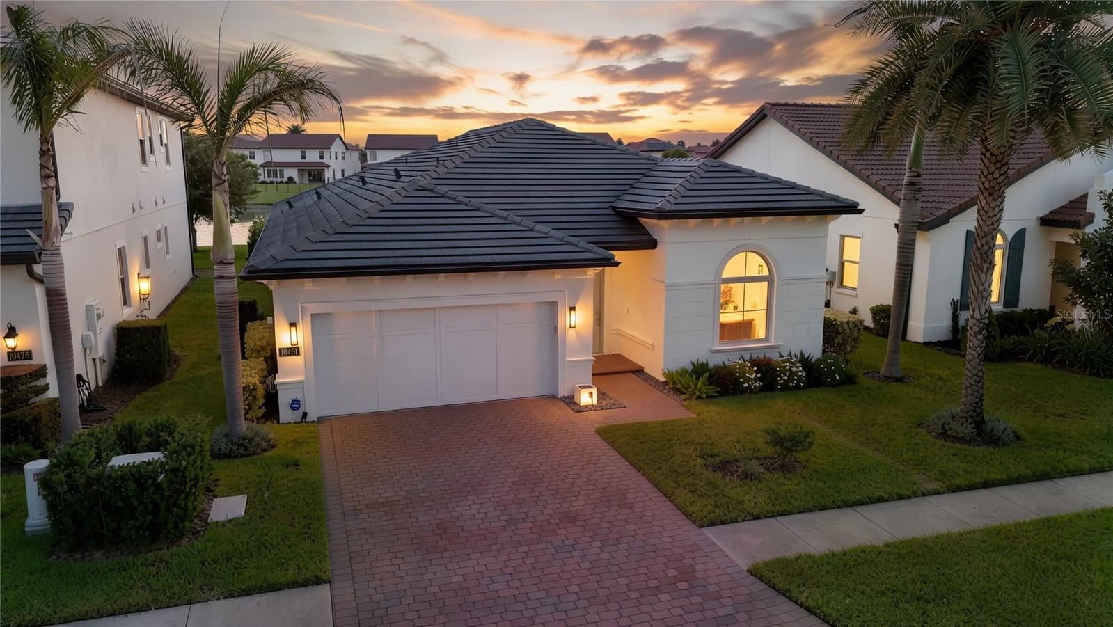 10481 ROYAL CYPRESS
