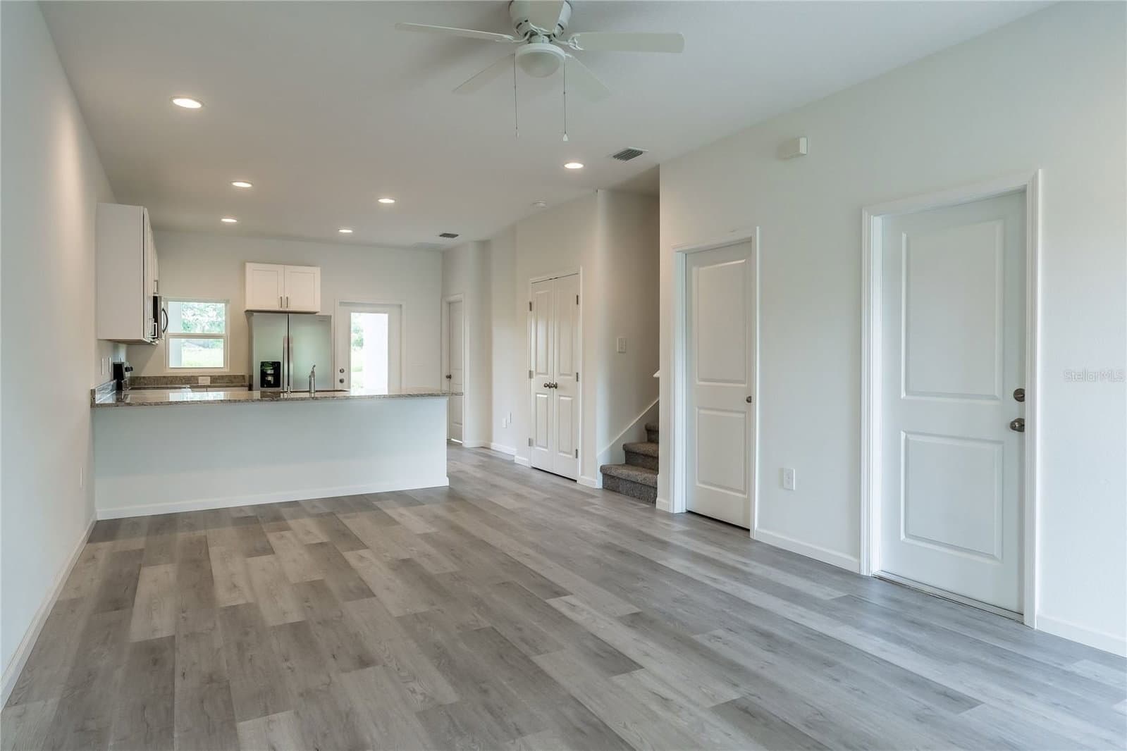 Photo 5 of 5383 VISTA LAGO