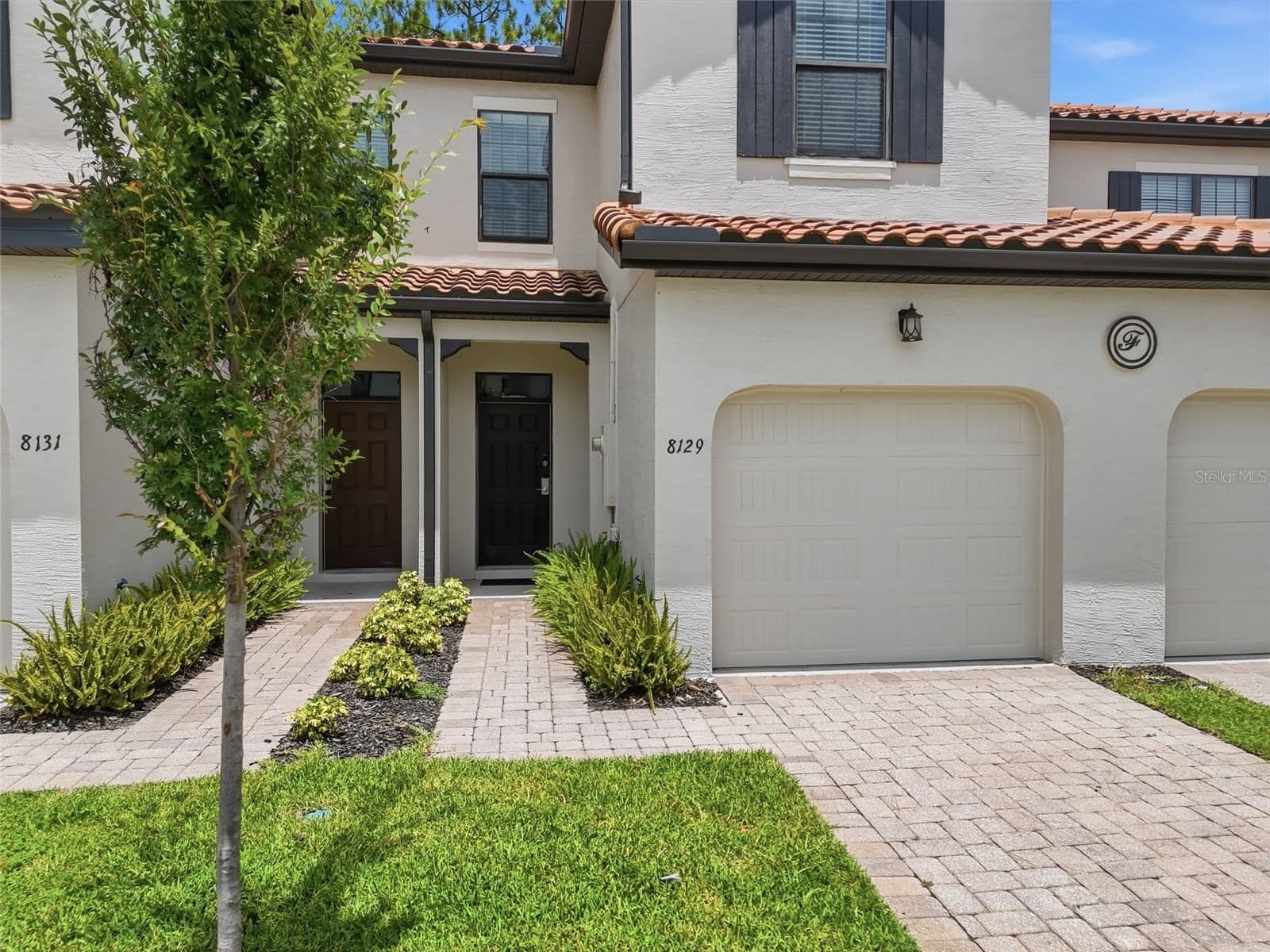 8129 ROSEVILLE