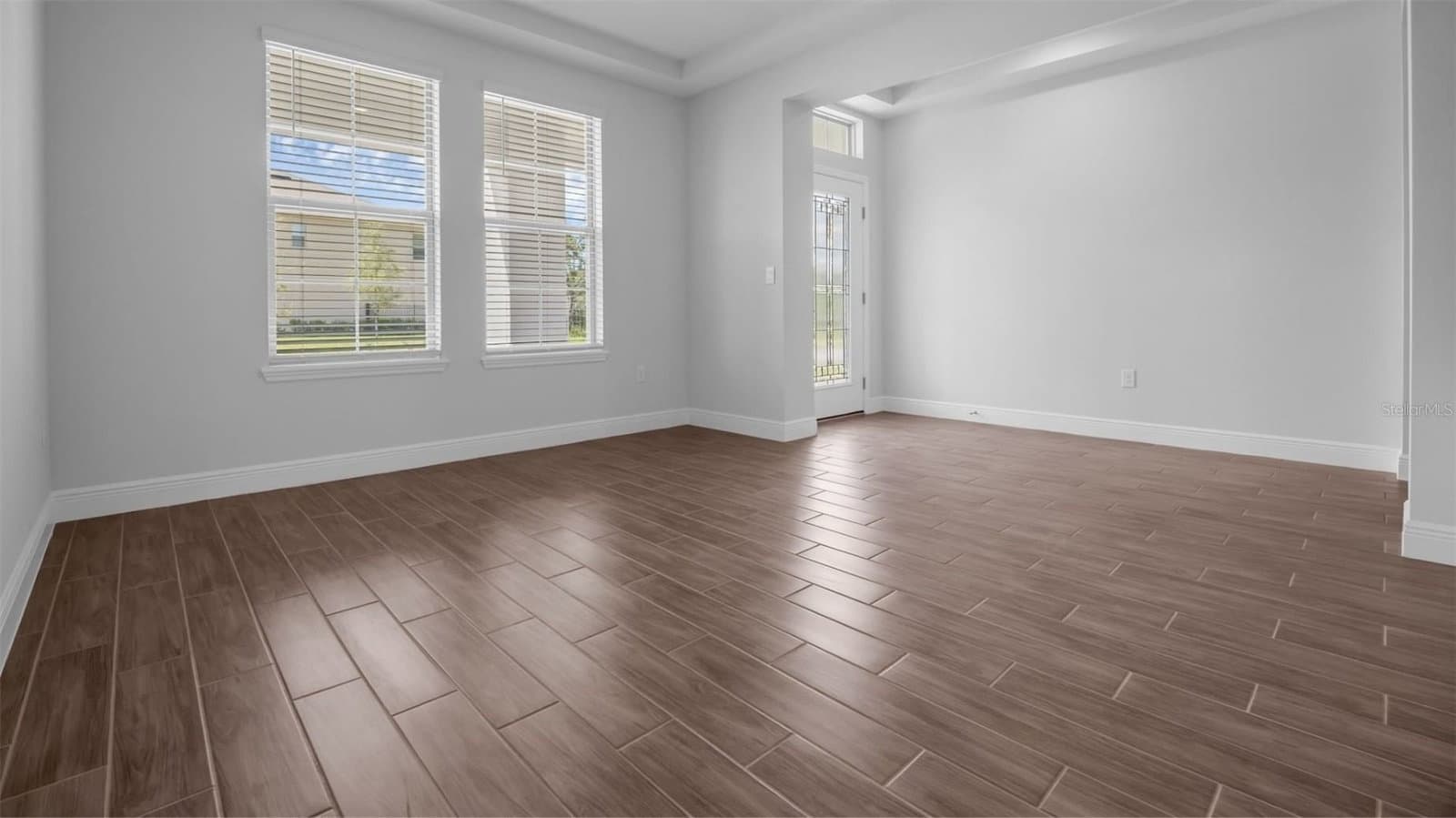 11869 SHINE VIEW