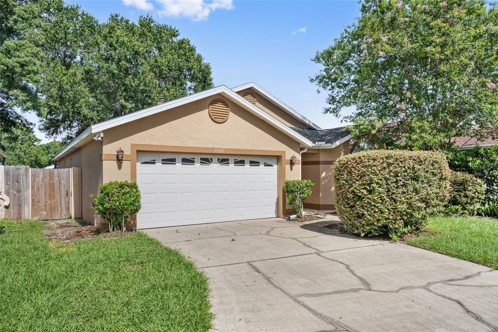 7909 WALDORF