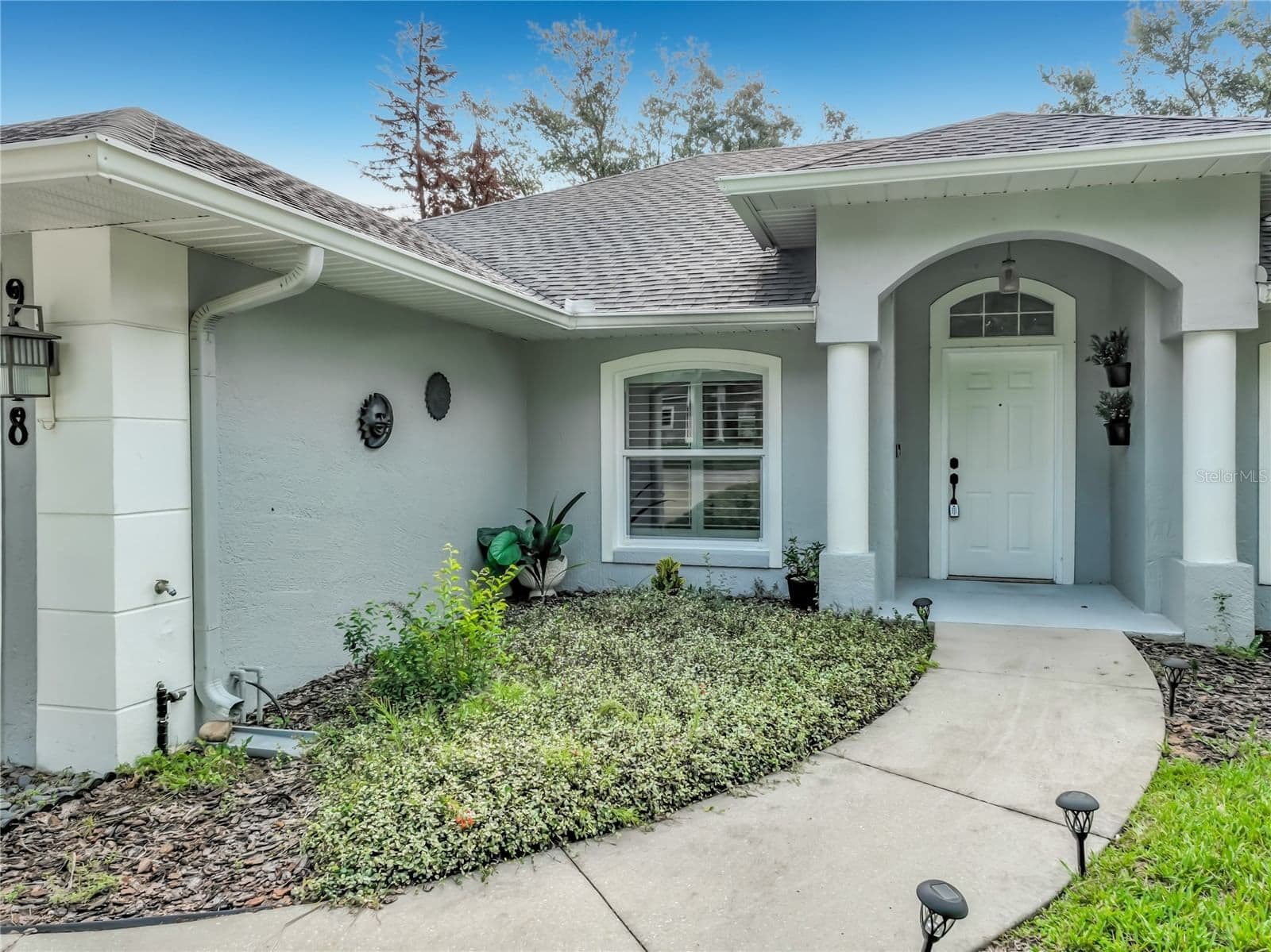 Photo 5 of 9418 MEADOW CREST
