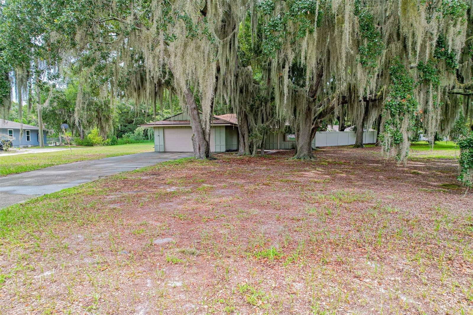 4604 CRYSTAL BEACH