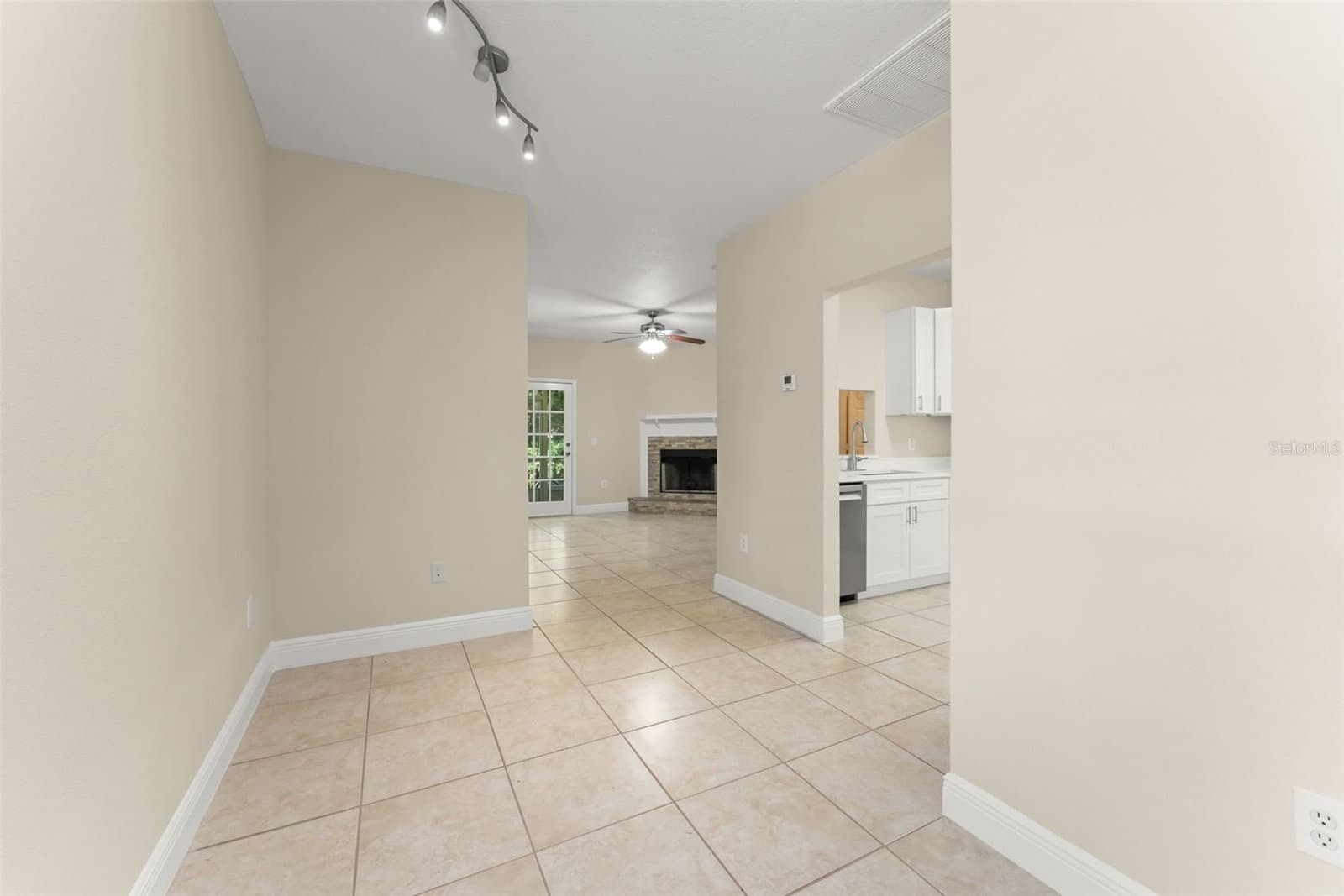 498 DEAN CREEK