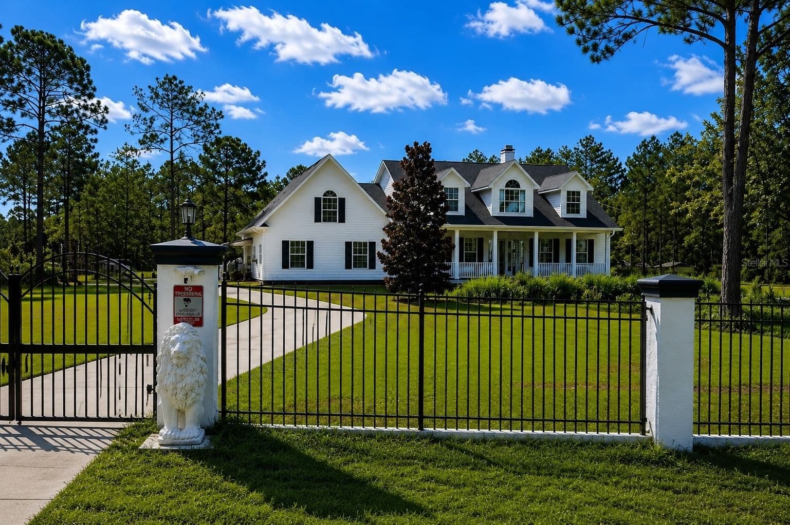 3267 BANCROFT