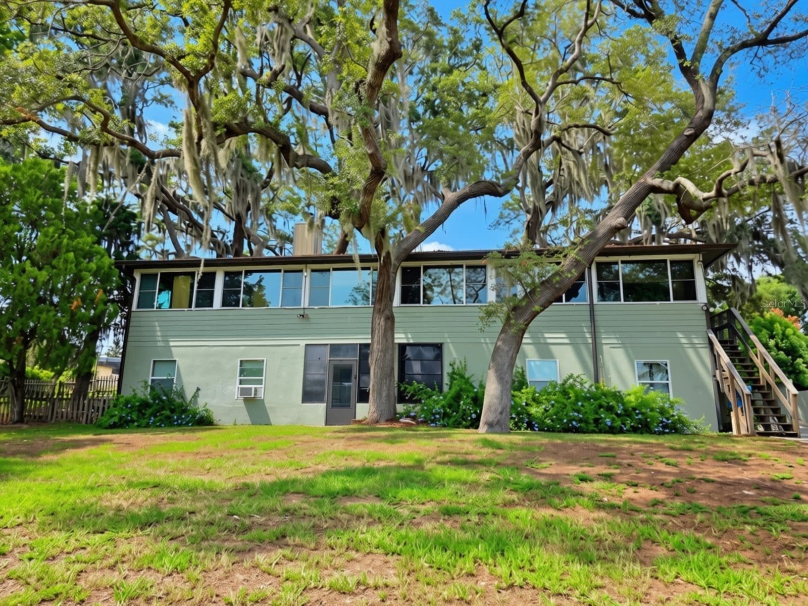 10844 POINCIANA