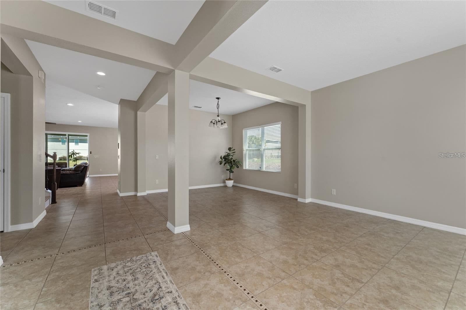 Photo 4 of 14537 SAN LORENZO