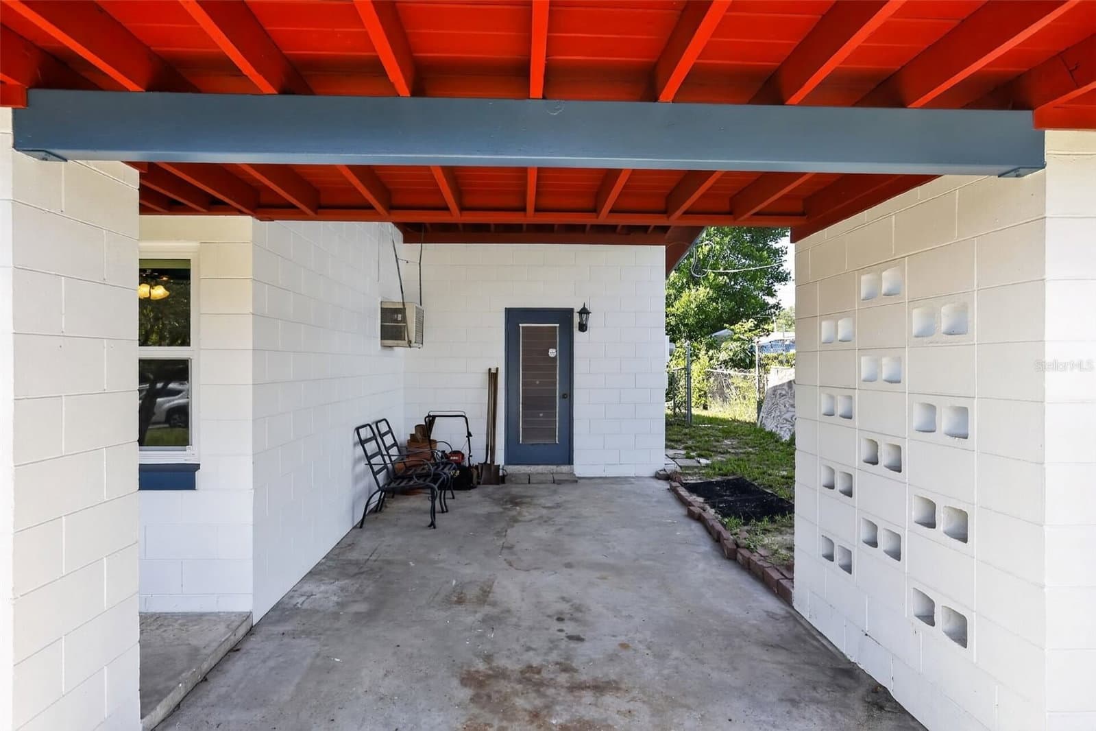 6120 RIDGEWOOD