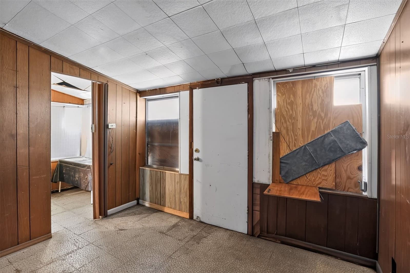 Photo 5 of 6120 RIDGEWOOD