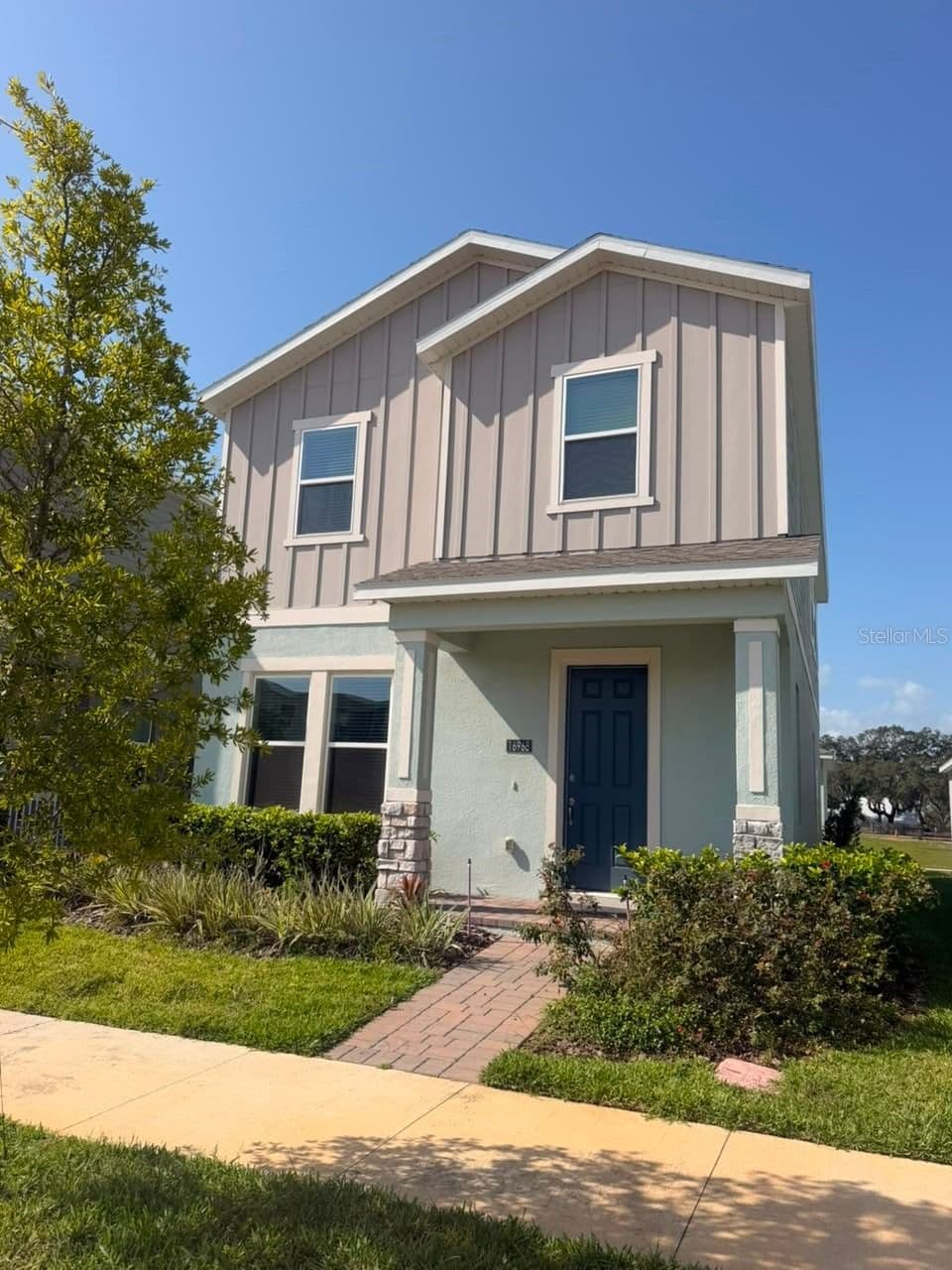 16968 HAMLIN OASIS