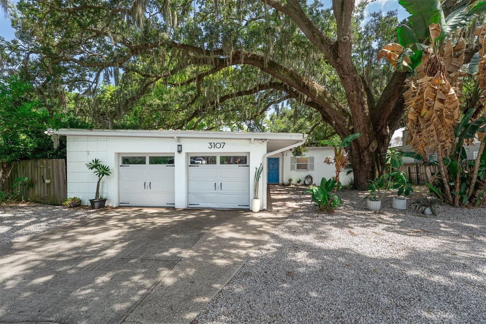 3107 LAKE MARGARET