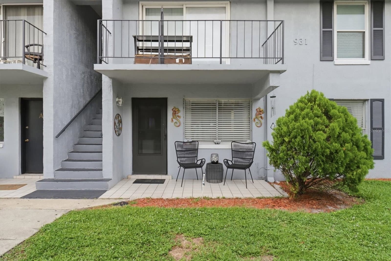 931 W OAK RIDGE