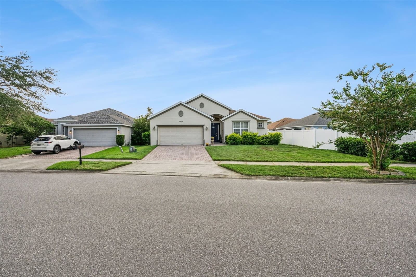 3918 WATERSEND