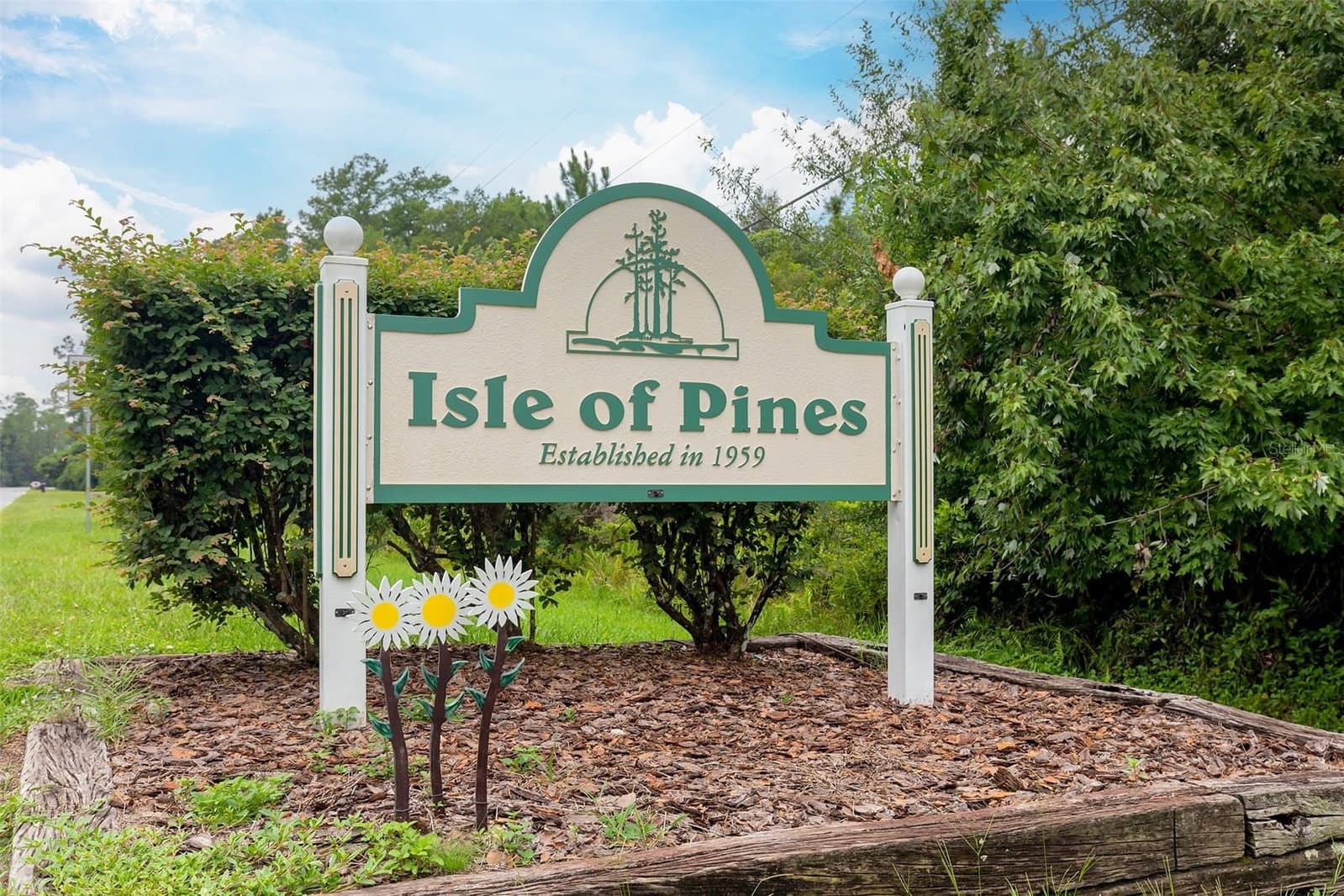 14412 PINECONE