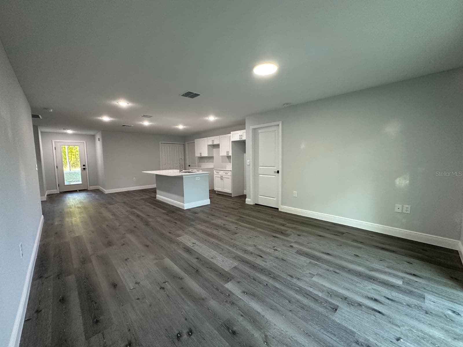 15 BAHIA COURT