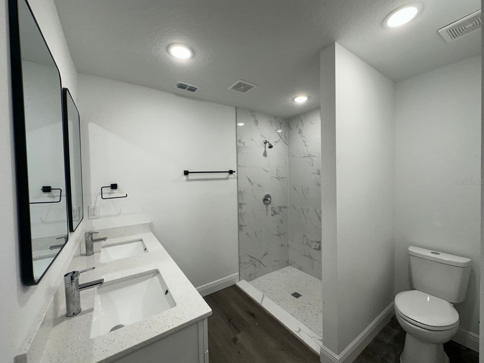 Photo 5 of 15 BAHIA COURT