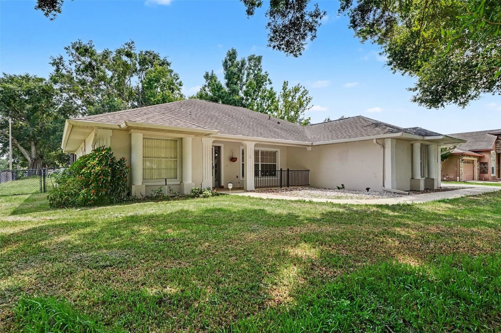 11648 GRAND BAY