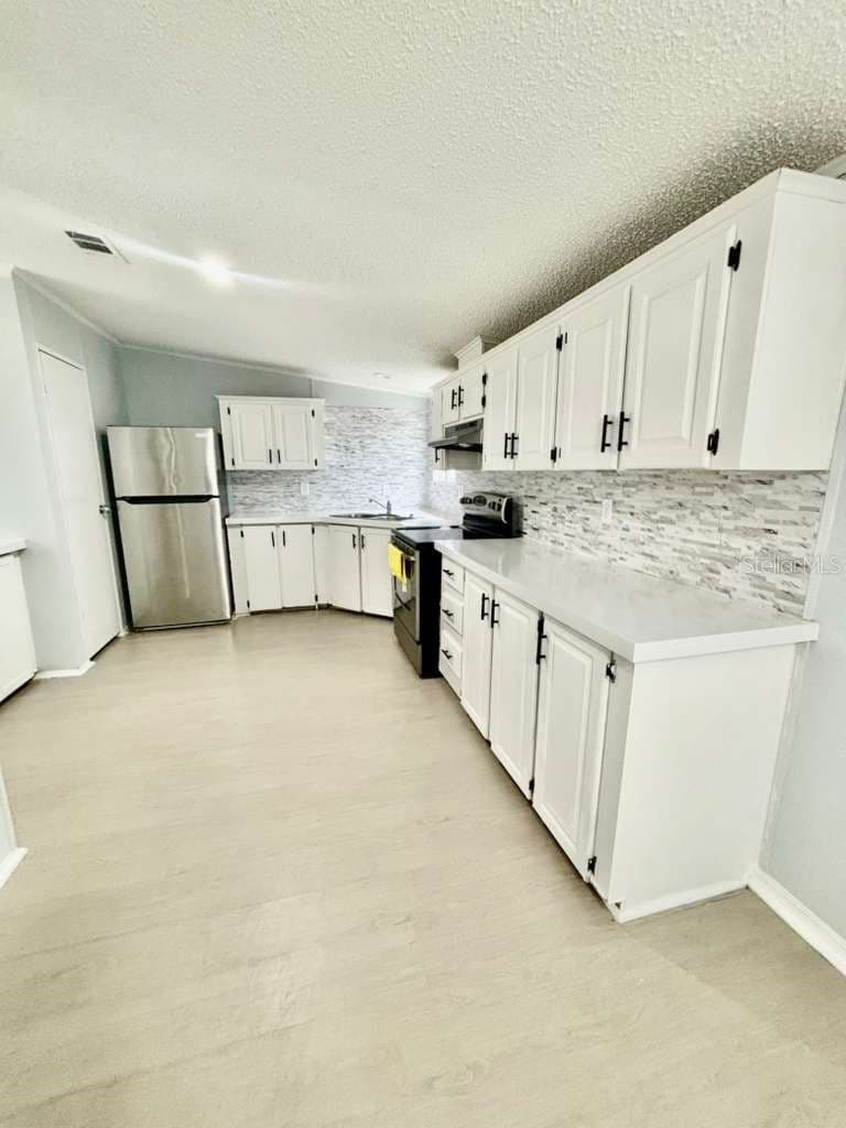 218 DIAMOND ACRES