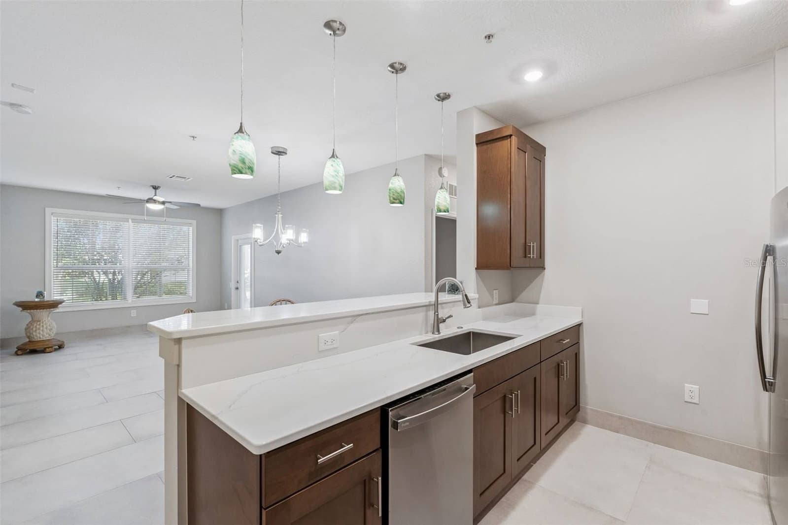 2484 SAN TECLA
