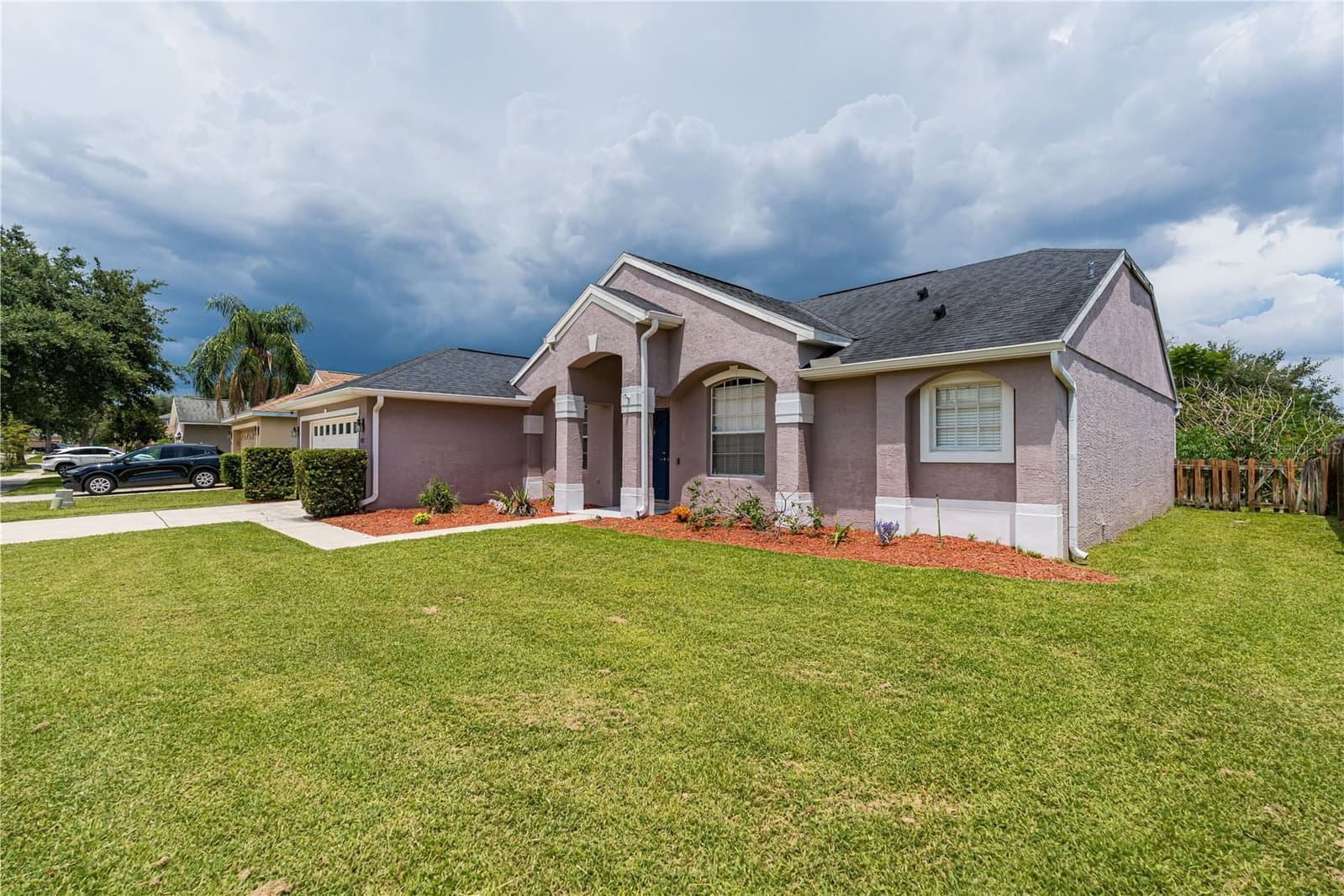 1837 FLORENCE VISTA