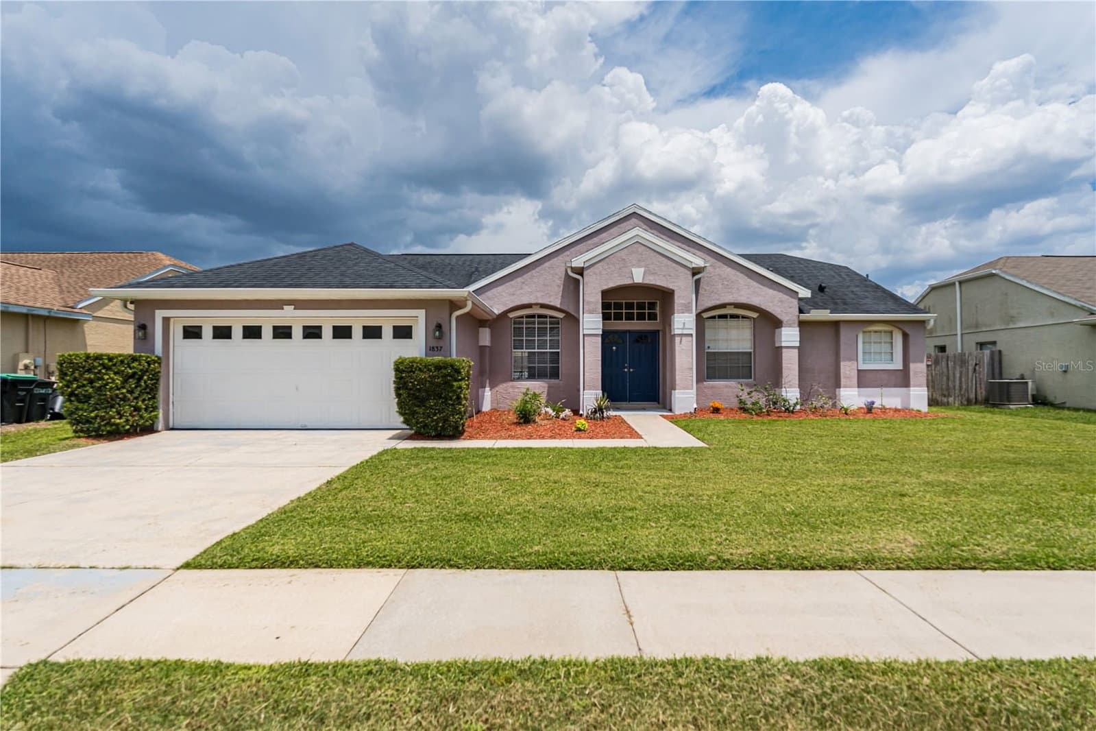 1837 FLORENCE VISTA