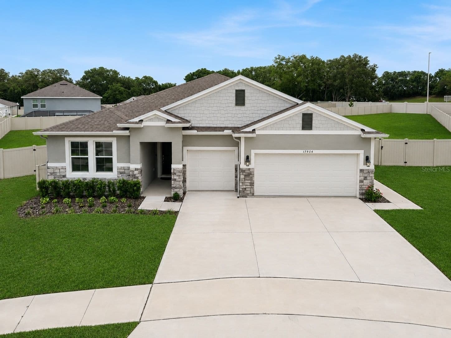 17954 HITHER HILLS