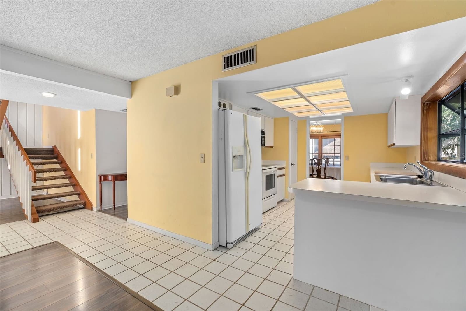 114 HIDDEN OAK